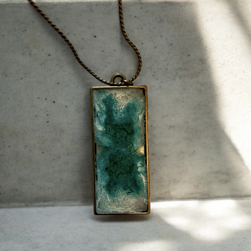 Collier Reflet d'Émeraude — bijou artisanal fait main | De Liane En Liane